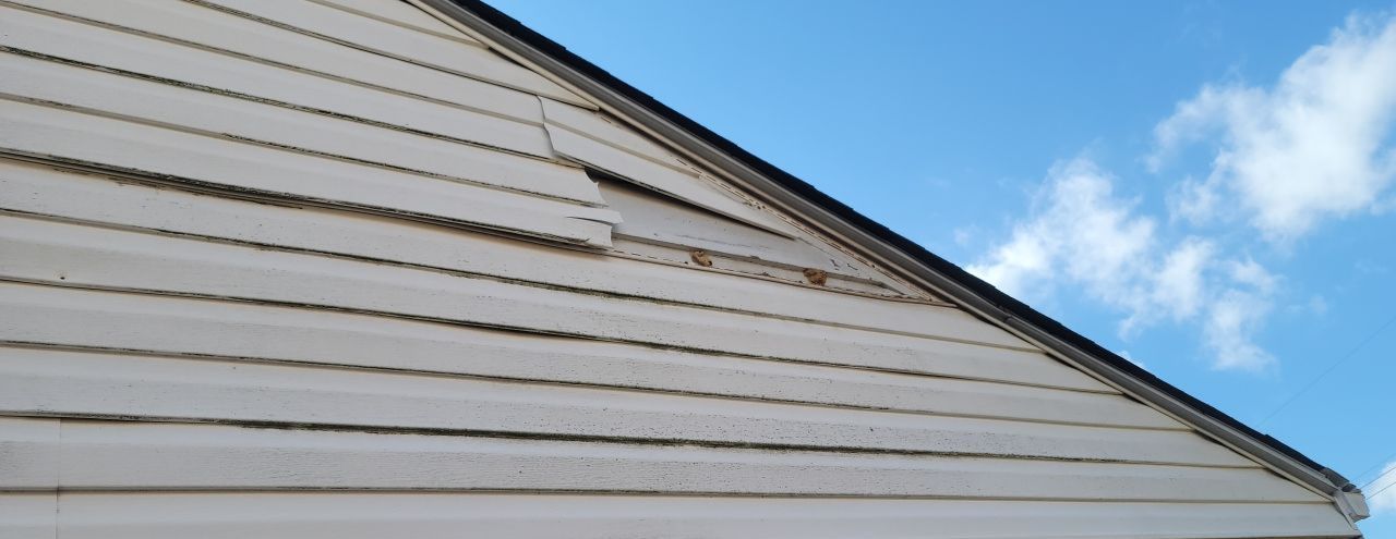 Signs Your Siding Needs Repair or Replacement.